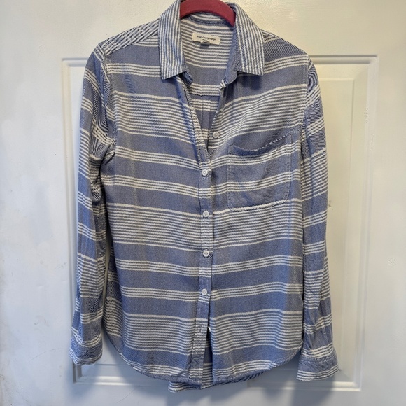 BeachLunchLounge Blue & White Striped Button Down Shirt XS Lightweight Coastal - Picture 1 of 8